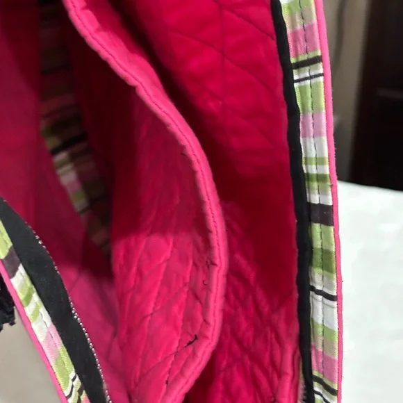 Beautiful Hand Crafted Floral Pink Shoulder Bag - Picture 6 of 11